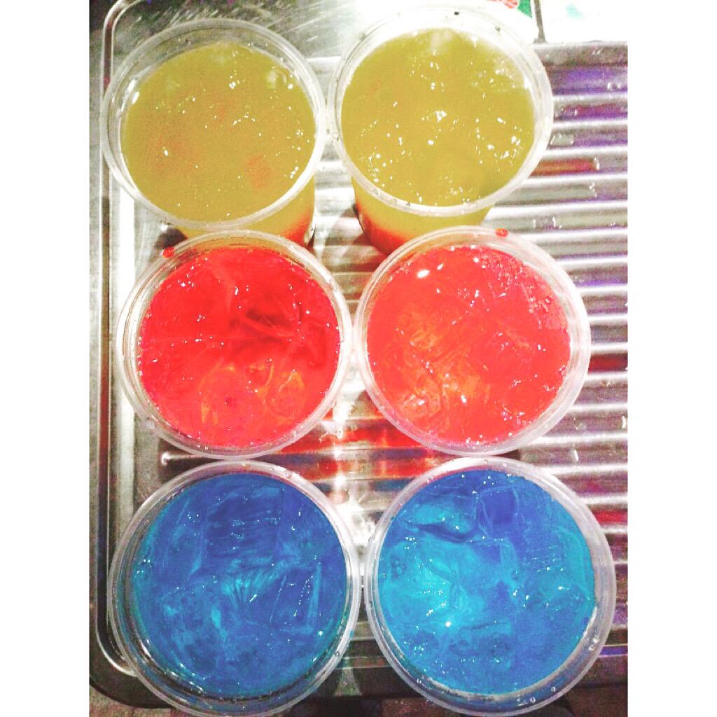 Basejulios's tweet photo. A quien no le gusta esto?🍺🍹😏 http://t.co/lQ20wExXLw