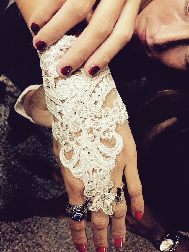 jimebutti's tweet image. #fiting #estadiomunicipal #augustoyvictoria @CAMPINImanager @RubenCommegna #bahiablanca @catarautenberg 👰👰👰