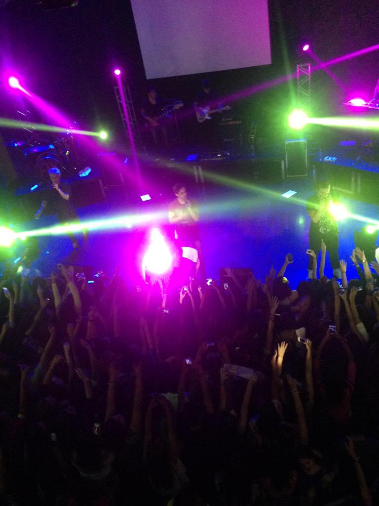 sitebandafly's tweet photo. Teu Olhar! #FlyEmSantos http://t.co/GAfTFtJJTj