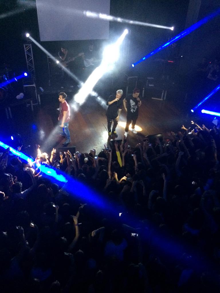 SiteConexaoFly's tweet photo. quero você! #FlyEmSantos http://t.co/krsqBhkth6