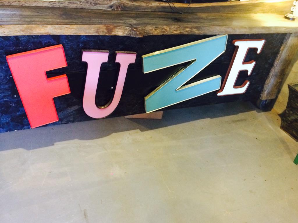 fuzegallery's tweet photo. #news #SalesManagement #countertop #designthinking http://t.co/GHsLF7EK72
