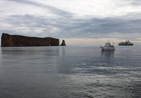 QuebecSporting's tweet image. Percé Rock  - 
#Tourism #Getaway #ComeRelax #TakeItEasy