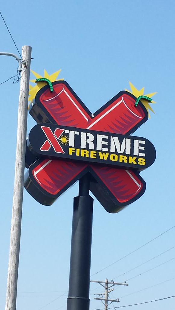 thelama81's tweet photo. @XFireworksWI back for my 19th year at xtreme fireworks let's get ready to light the sky on fire #Lama http://t.co/JI5GOUtT32