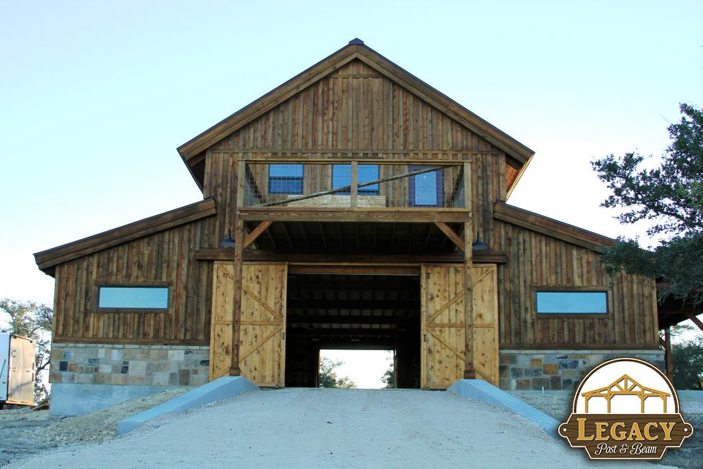 LegacyPostBeam's tweet image. This recently completed Legacy #postandbeam #getaway in Texas truly takes your breath away – both inside and out.