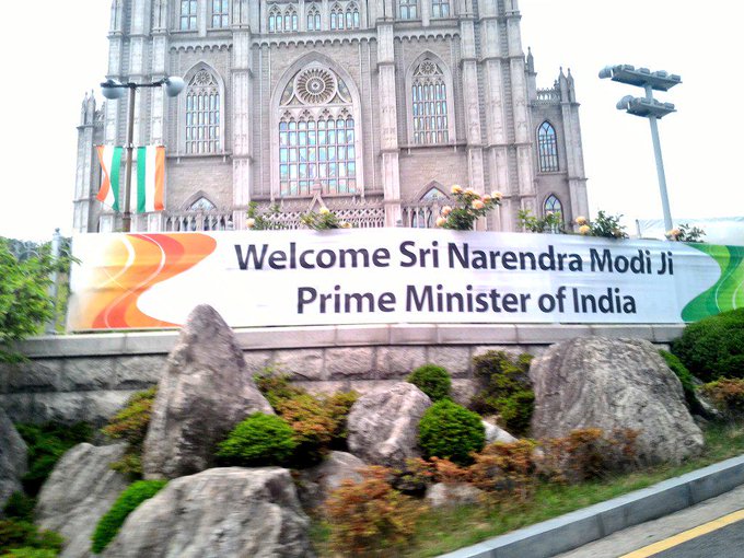 View image on Twitter