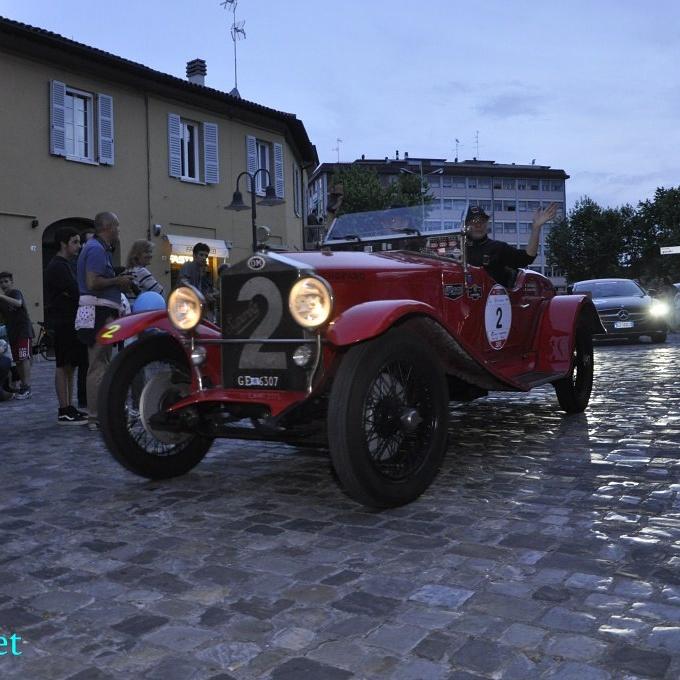 GZPictures's tweet photo. 1000 miglia a Ravenna. @millemiglialive @Ravenna_Eventi @ViviRavenna @ComunediRavenna @LivingRavenna http://t.co/n1fO3Y4ggE