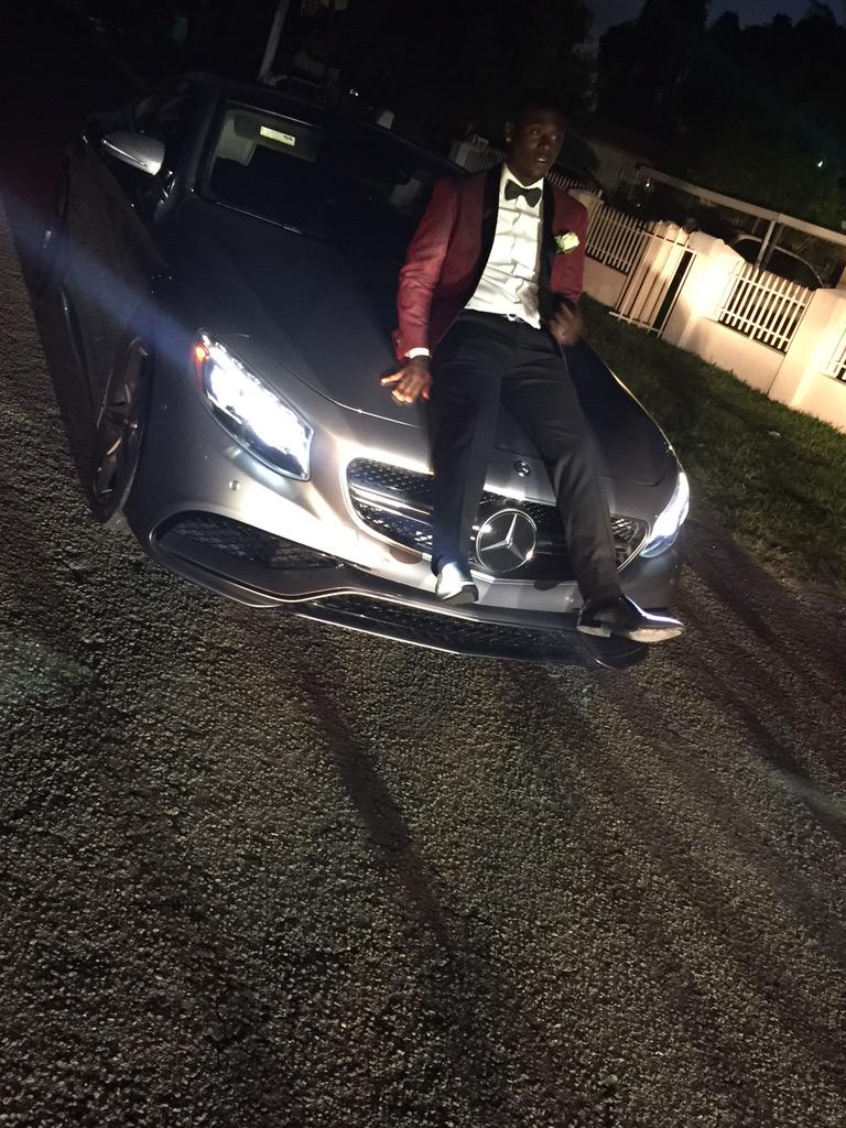 zaylyve2x's tweet photo. Gotta make it happen, no time for what may work, my plan B's another way to make my plan A work ππ½π° #NmbProm2k15 http://t.co/MWRT36R232