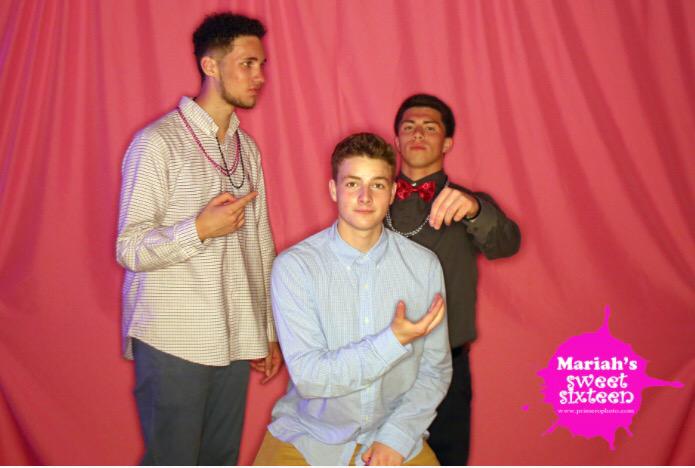 RMattsyeet's tweet image. The real money team 🍴💯💯💸💸 @zachlarose3 #zoochalwaysgotthefunds #anchordown #yeeeeeet