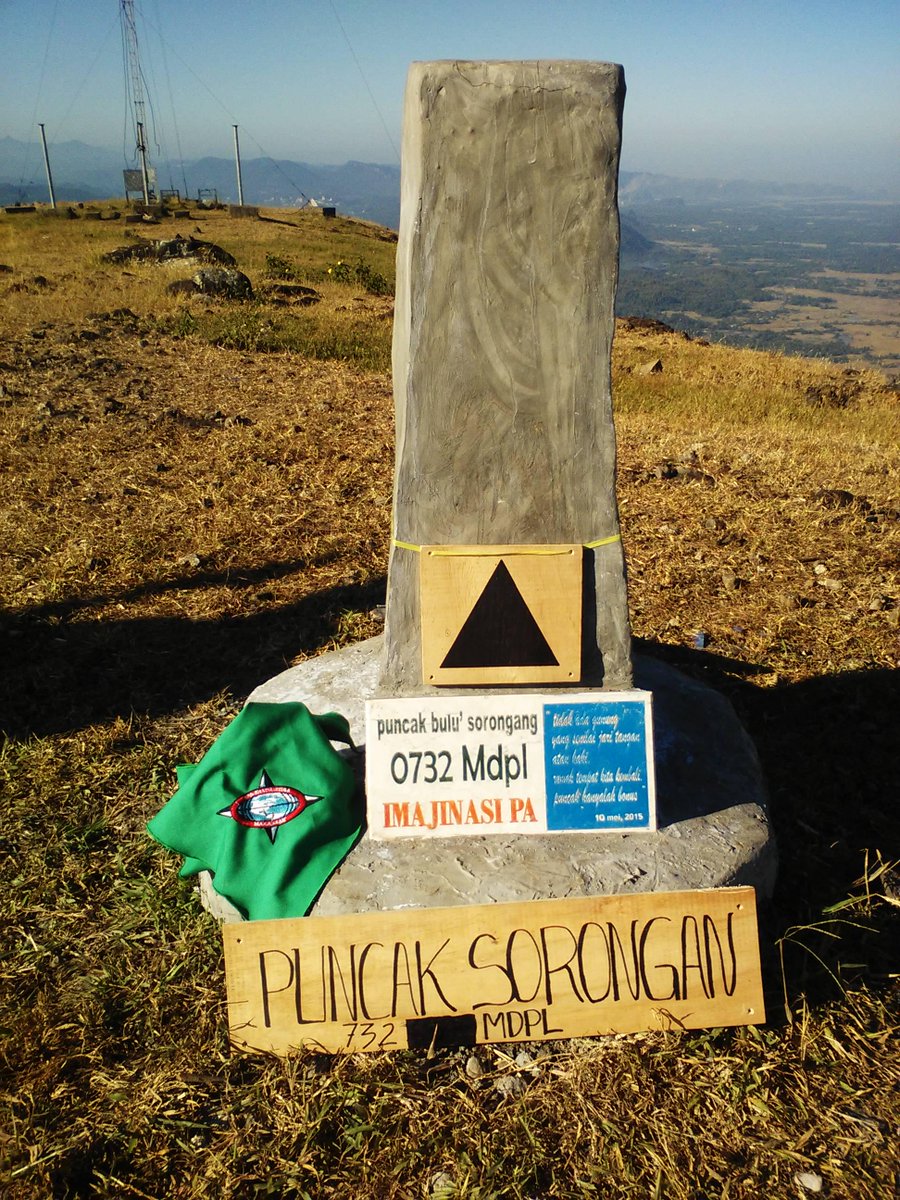 Khatulistiwamks's tweet photo. stop pemakuan pohon!! http://t.co/xZd7zRaBHy