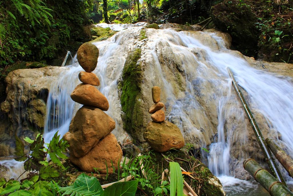 #rockON Grojogan Mudal
#jogja

Oleh : <a href="/rockArtindo/">Rock Art Indonesia</a>