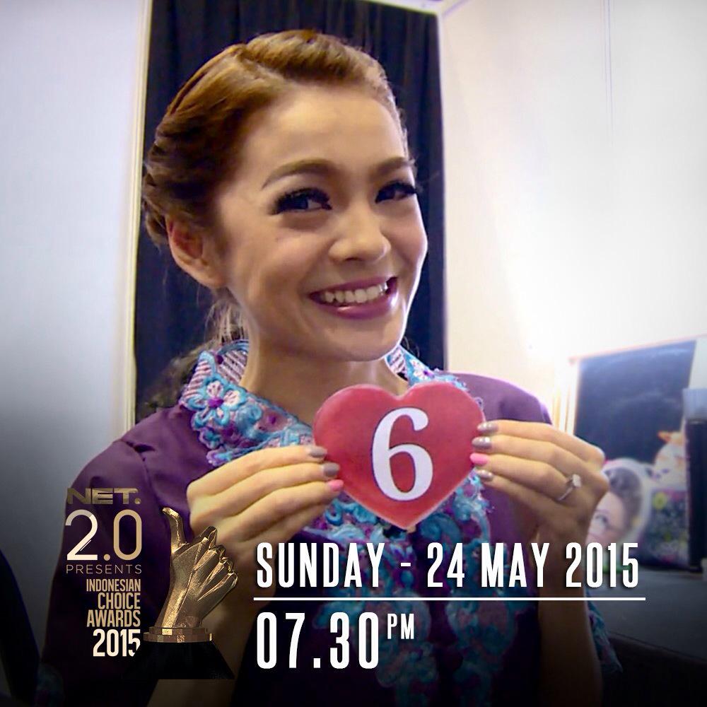 Duosolpet's tweet photo. Neng @mayaseptha cantiknya "@netmediatama: 6 Hari Lagi.
NET 2.0 presents Indonesian Choice Awards 2015. #RoadToNET2 http://t.co/G8Eke8pNS0"