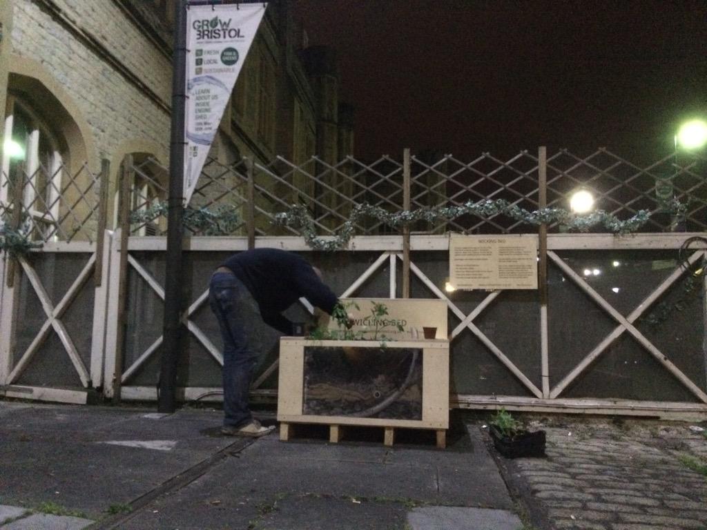 Planting food at 2.30 on a Sunday with <a href="/EdibleBristol/">IncrEdibleBristol</a> this is the new wicking bed we have made for <a href="/EngineShed_BB/">Engine Shed</a>