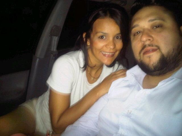 AngikGarcia's tweet photo. Cenita Con mi amor infinito, el que hace lo imposible por siempre mantenerme feliz @edmartinezmusik http://t.co/UgbALc3lg0