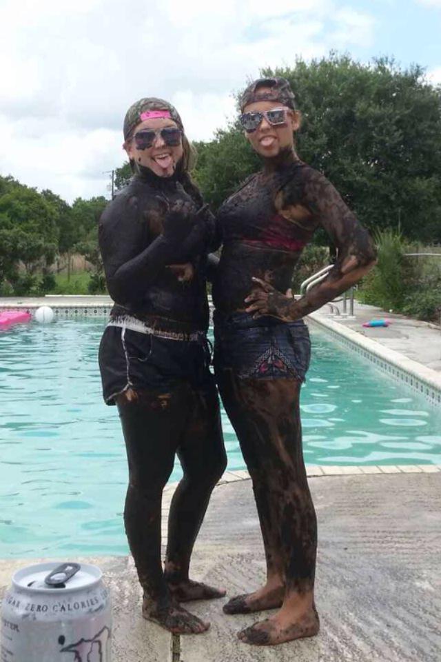 thisgurlsmake's tweet photo. Today was good this weekend was great my life is amazing #southernpride #worldwide http://t.co/Q6lZ5bzd9e