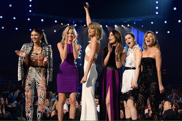 SwiftInstinct's tweet photo. Being on Taylor's squad is goal. #BBMAsSquad http://t.co/PXHApg0M11