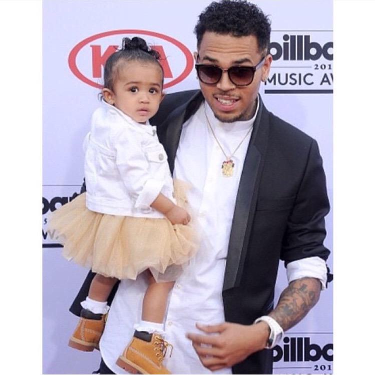 Aww Chris Brown &amp; his daughter 😍❤️ soooo cute #BBMAs