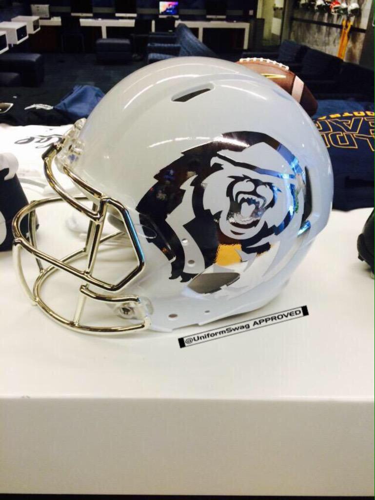 GearFootball's tweet photo. Cali's new Helmets 😱😍 http://t.co/oZTLBpq8Xx