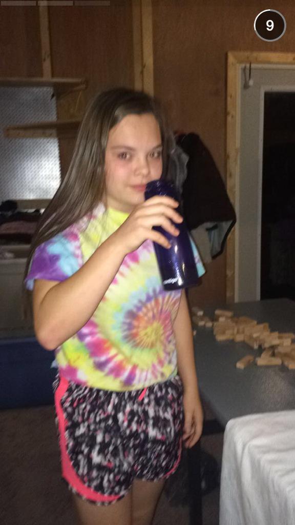 casey_munson22's tweet photo. rip cup @sunshinemrw @utmaddyyy http://t.co/sgKcMSrN7m