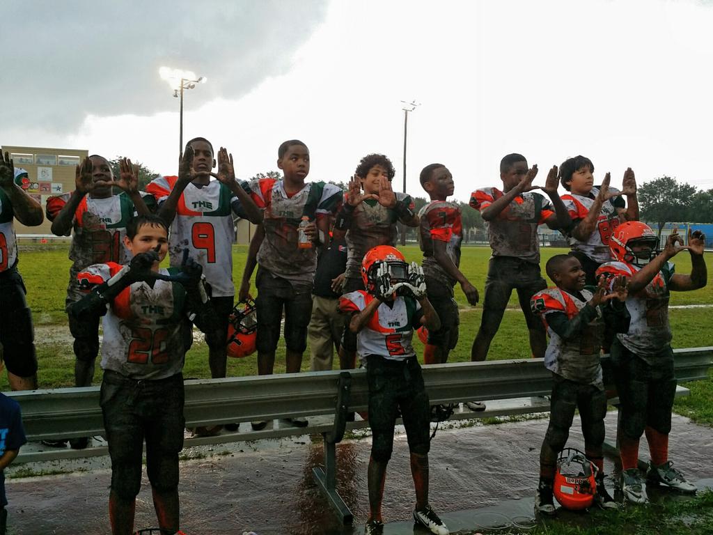 Hgibson1031's tweet photo. @johnson80 Please Help Us Raise Money 4 Our Hurricanes Championship Bowl Trip. Please Share http://t.co/MdhrJNHuHz http://t.co/yHOVR8fYuK