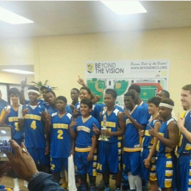 cbox40's tweet photo. Got that first again ☝ #LCD #squad http://t.co/OlPtUgLeMf
