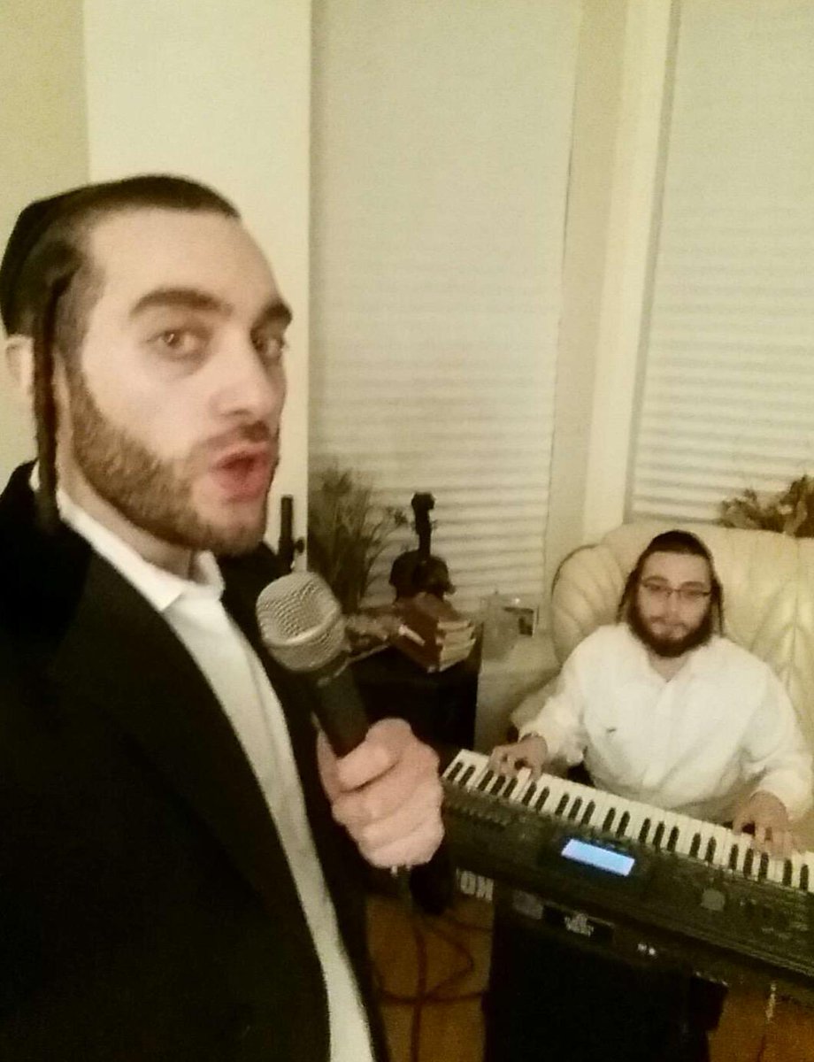JewishMusicHook's tweet photo. Beautiful #Mekimi job done tonight by the greatest @CME1 music by @SruliRosenberg http://t.co/GitIIktZ3h