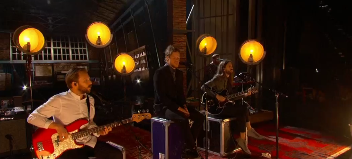 Vevo's tweet photo. .@ImagineDragons perform a touching tribute to Ben E. King #StandByMe #BBMAs http://t.co/crJreTo2JH