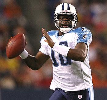 Happy birthday 32nd to Vince Young wish you all the best. 
