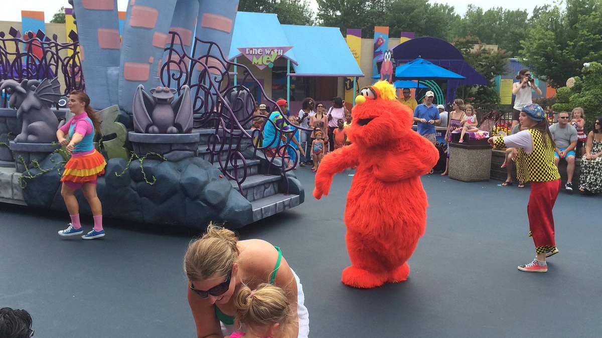 Activity Bus tweet media