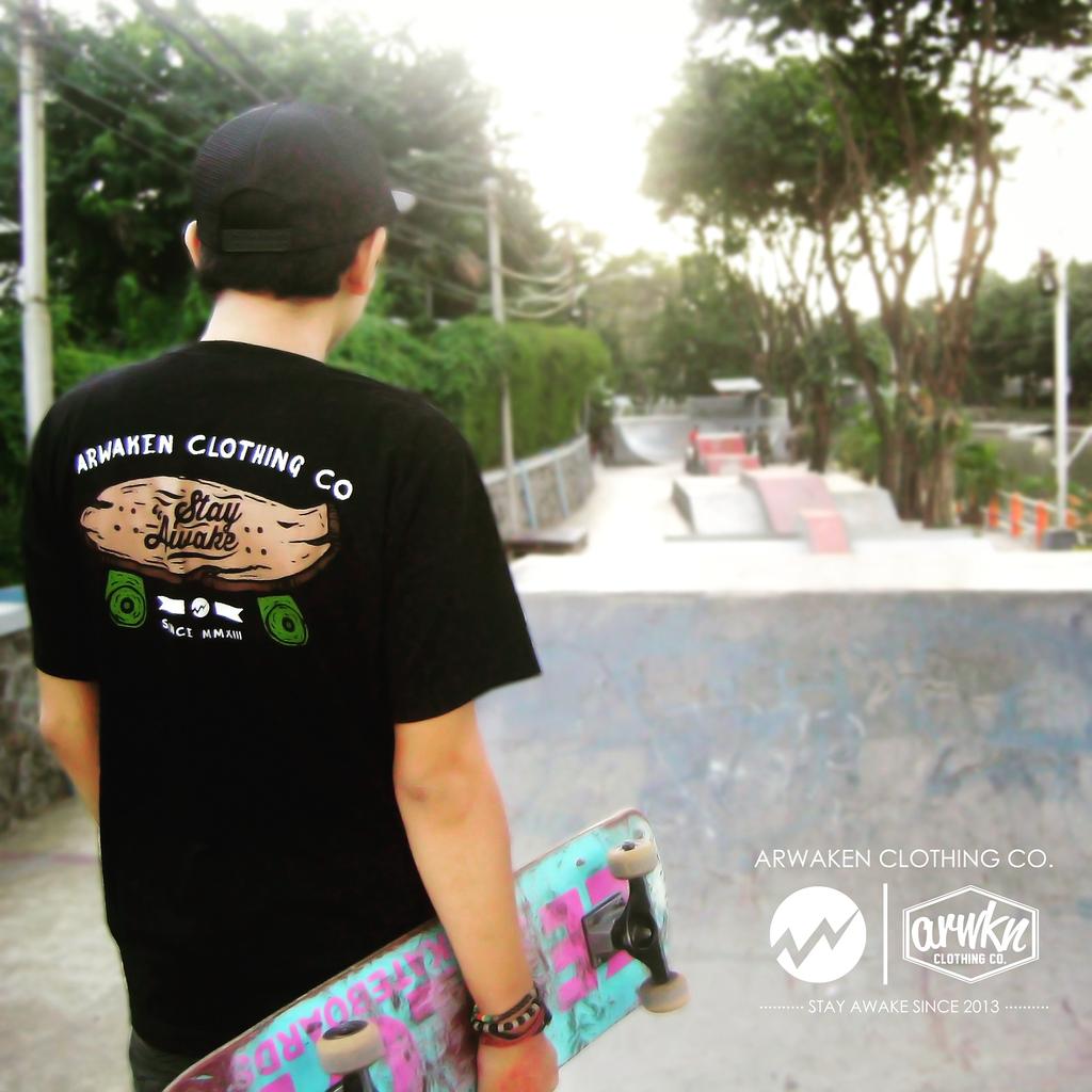 Code : ARXV-002
Materials : Black Cotton Combed 30s with Rubber Screen Printing
Size : M - L - XL
Price : IDR 110.000