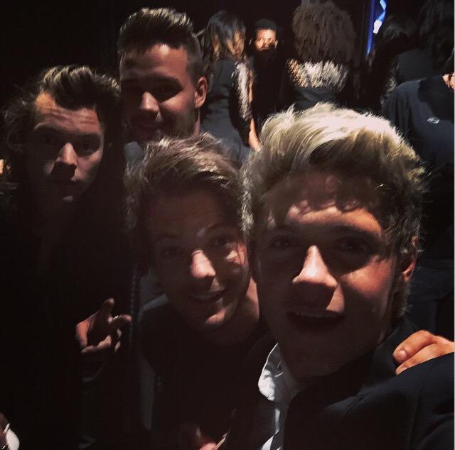 IifesaverstyIes's tweet photo. always winners to me. #NoControl #VoteNoControl💜 http://t.co/SDCIy5Ef6O
