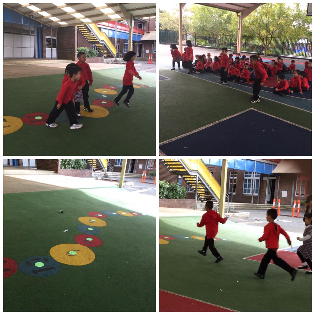 kindybluecps's tweet photo. Collaborative learning during maths!! #ordinalnumbers #TeamWork @julienguyen90 http://t.co/xaV7k08VVO