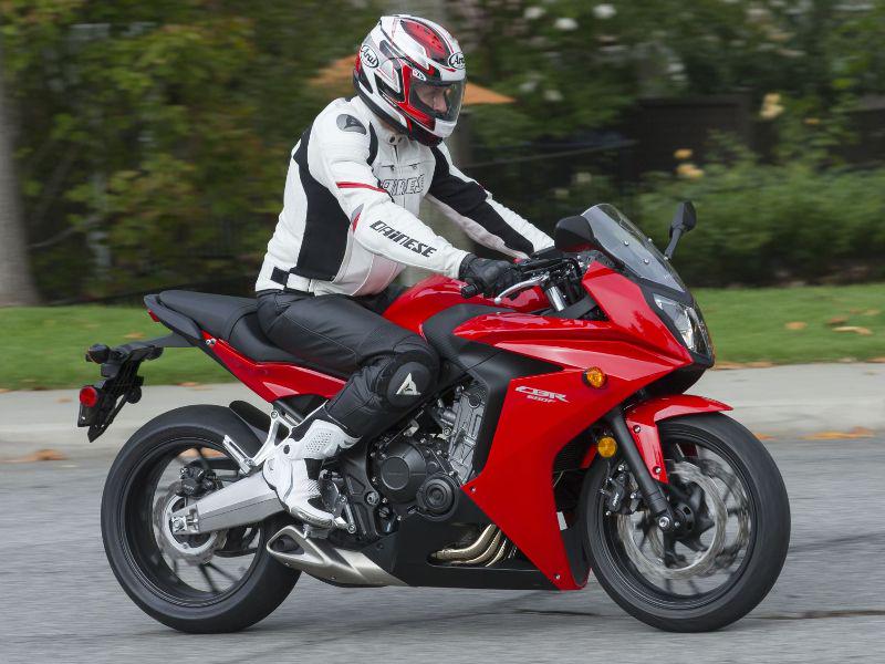 VIVAcoid's tweet photo. Honda CBR650F Meluncur Juli, Berapa Harganya? http://t.co/RwRBtM3AP4 http://t.co/PbPZN59xo5