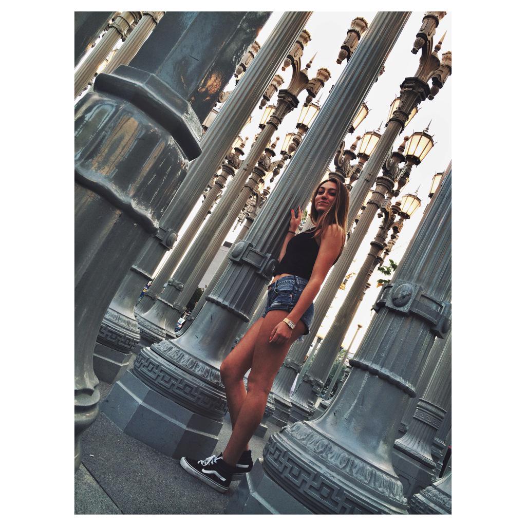 madi_quotes's tweet photo. shine bright like a lacma light bitches http://t.co/O9cEXuVG95