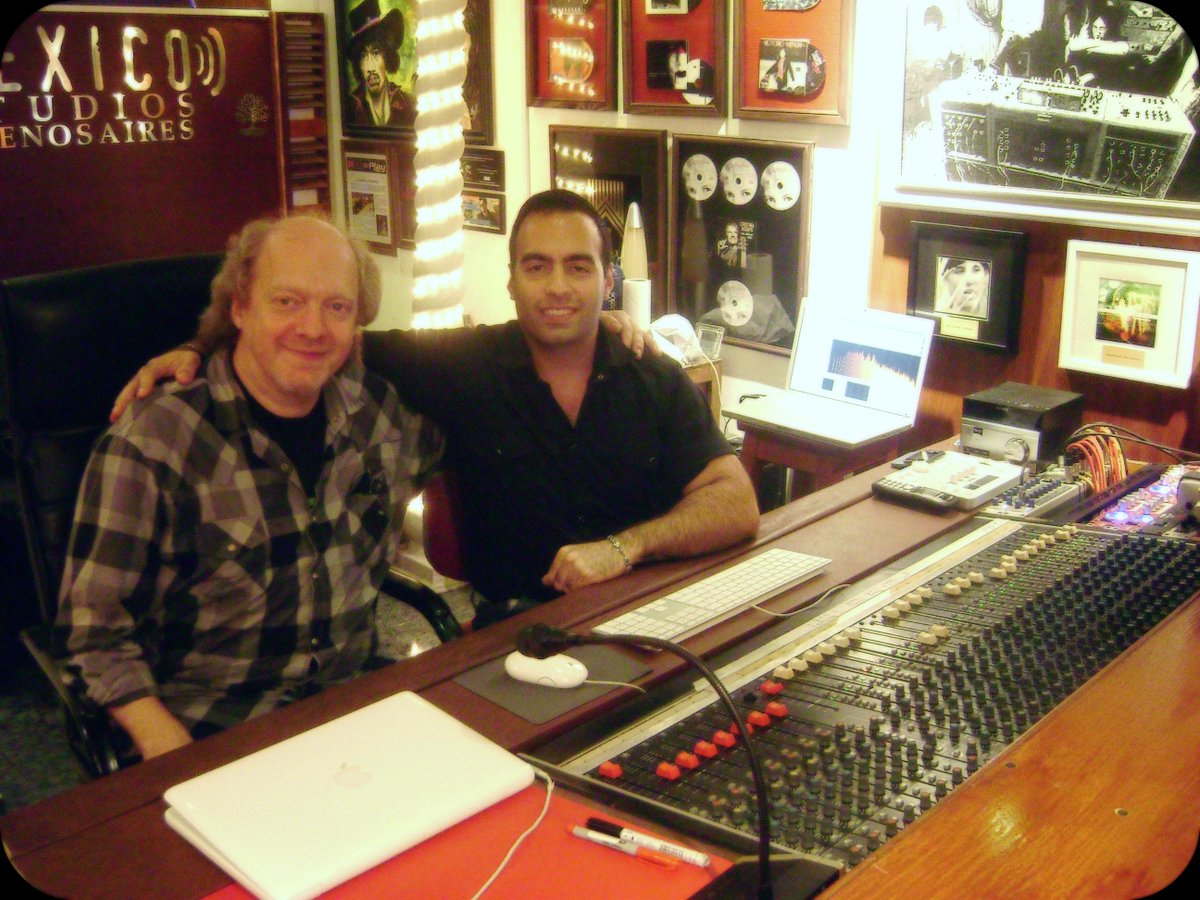 Mezclando el disco de Claudio Kleiman. Increible como esta quedando y con invitados de lujo. Un placer!
