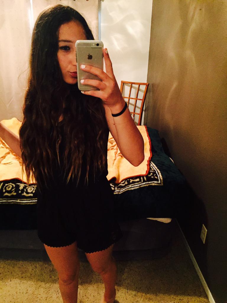 odethxleyva's tweet photo. ◼️ http://t.co/siGraz5deM