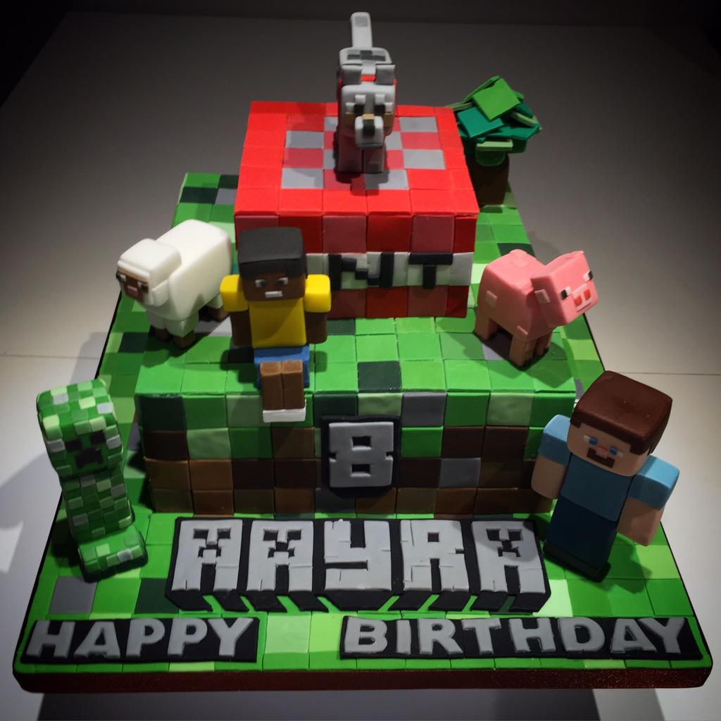 Minecraft cake