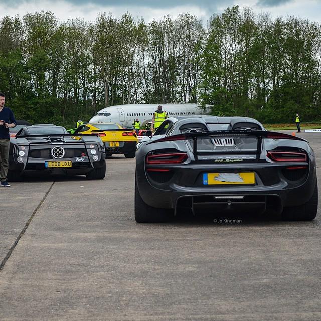 OnlyCarrera's tweet image. Good rears. Have a good Monday!

@vmax200 @auto_vivendi 
#VMax #Hypermax #autovivendi #supercars #hypercars #zondaf…