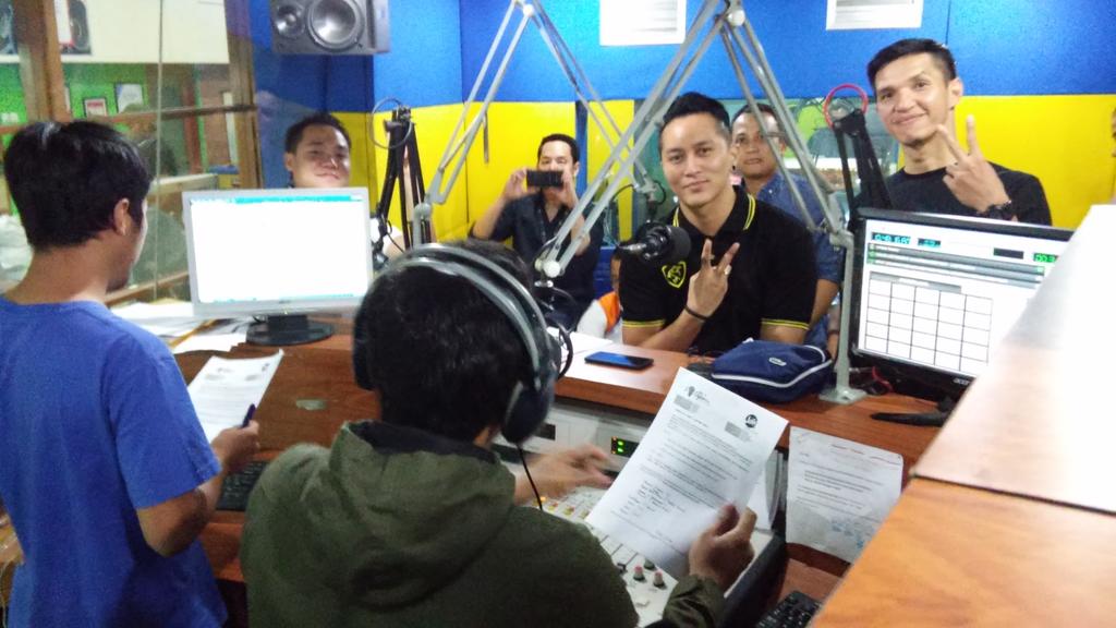 _DemianAditya_'s tweet photo. Radio Promo @101Jakfm for THE PERFECT ESCAPE #tanamDemian #IndonesianYoungHeroes http://t.co/La0Ioptiub