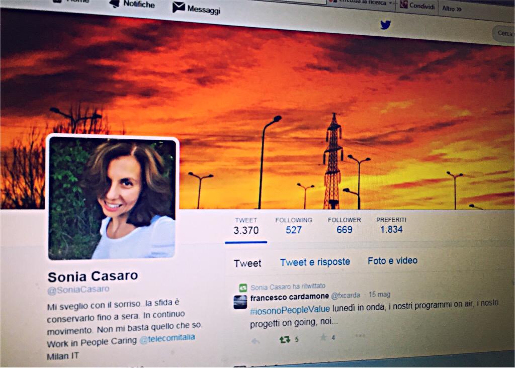 SoniaCasaro's tweet photo. @fxcarda @galbio Ed io vi seguo via #twitter #iosonopeoplevalue http://t.co/JlIwmIKZjj