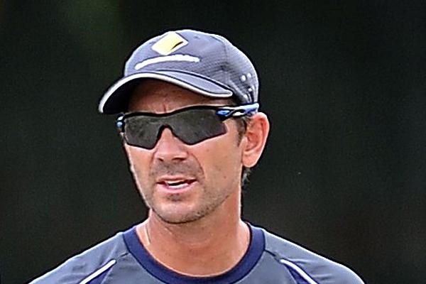 khelkit's tweet photo. Will  #JustinLanger or #AndyFlower  send their CVs to #BCCI for the post of #Indiancoach
http://t.co/jR07hu3T4H http://t.co/qfPPwb35Lv