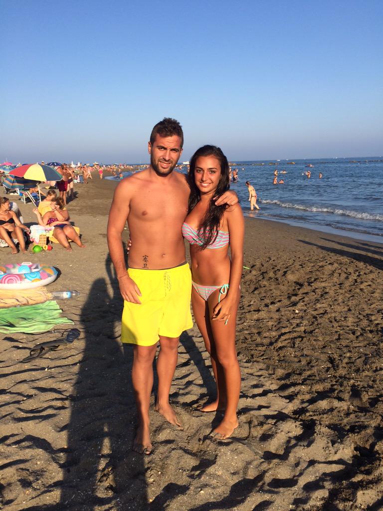 mlgjose4's tweet photo. Buen dia de playa el de ayer con @laauraguzman http://t.co/11AFj2Og39