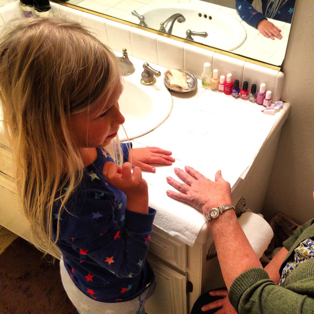 ocunschoolers's tweet photo. "Welcome to the Nail Salon💅
How would you like your nails done today?"
#unschooling #youngentrepeneur http://t.co/kxXDa9M1vI