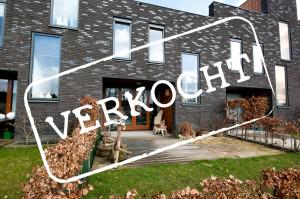 Help uw makelaar een handje en versnel de verkoop van uw huis! Kijk snel op socialmediastart.nl of bel 087-7849661