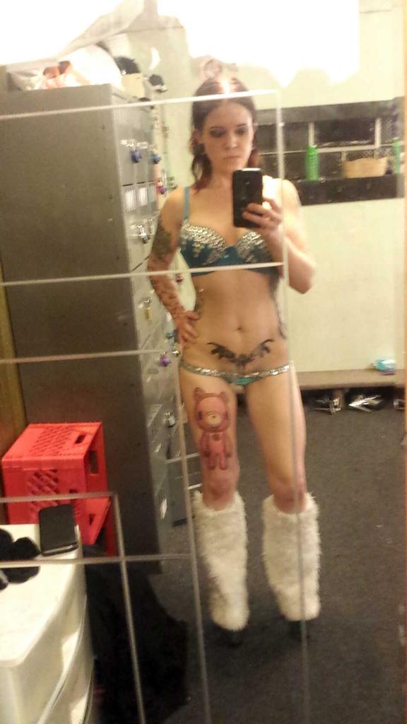 superinkedmom2's tweet photo. $$$$ #strippernation #tattoos http://t.co/vSYlS33wbv