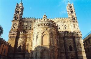 paoladelusa's tweet photo. #Palermo non è solo paesaggio incantevole. E' anche Arte. Qui la sua splendida Cattedrale. #TwGoethe/05 http://t.co/ByOroSb9CD
