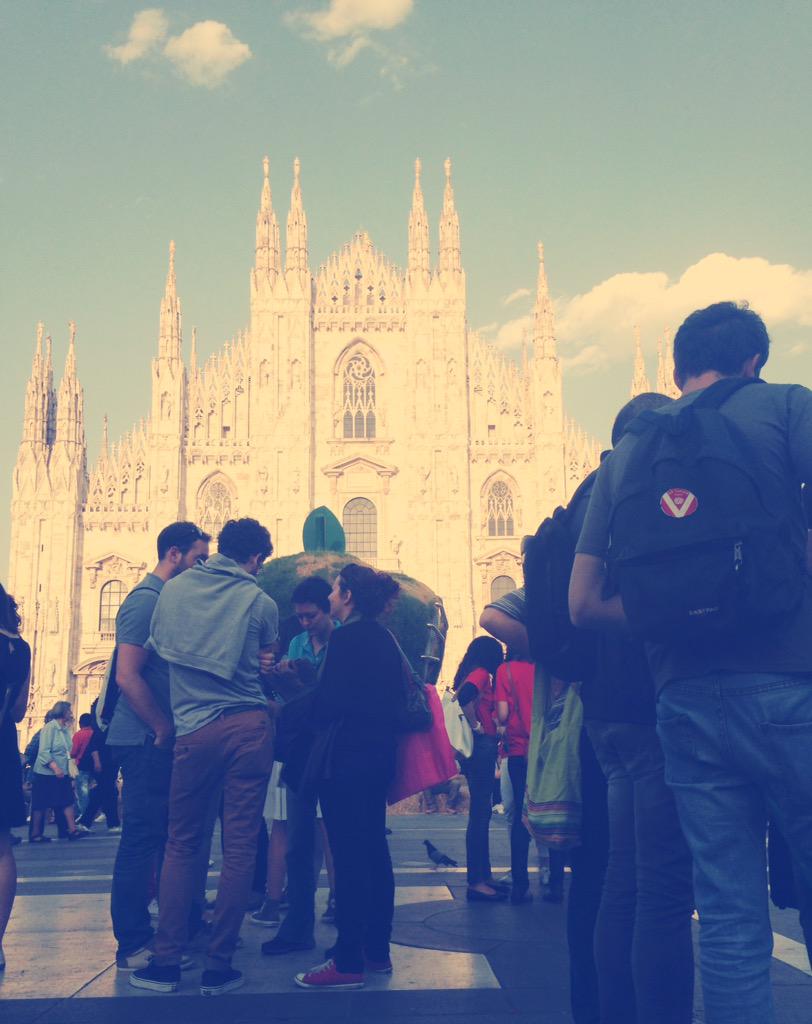 wondercarmen's tweet photo. treasure hunting - milan office http://t.co/loHencG4y6