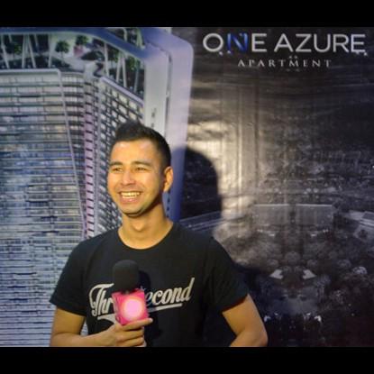 FamilyRANS_FC's tweet photo. RT@ForzaLand_ID #OneAzure #apartment a promising #investment rental and good living Mr @raffiahmadlagi buy 10 units O http://t.co/PMDnnvrTtA