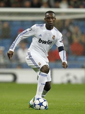 Happy Birthday juga buat 2 ex Real Madrid, Mahamadou Diarra dan Ricardo Carvalho!  