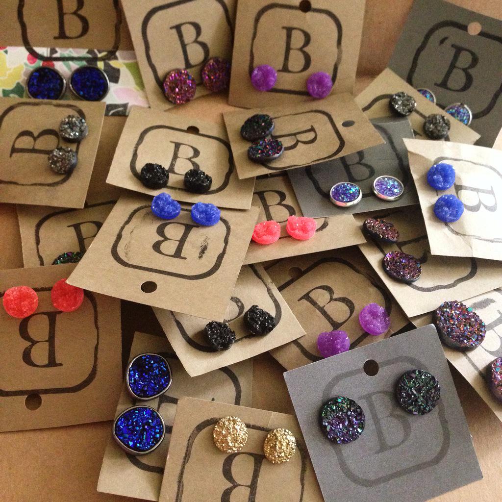borntobeinc's tweet photo. We are running a special on all of our druzy earrings on etsy for just $5! We are also running a coupon for 25% off! http://t.co/k2pliGtT4b