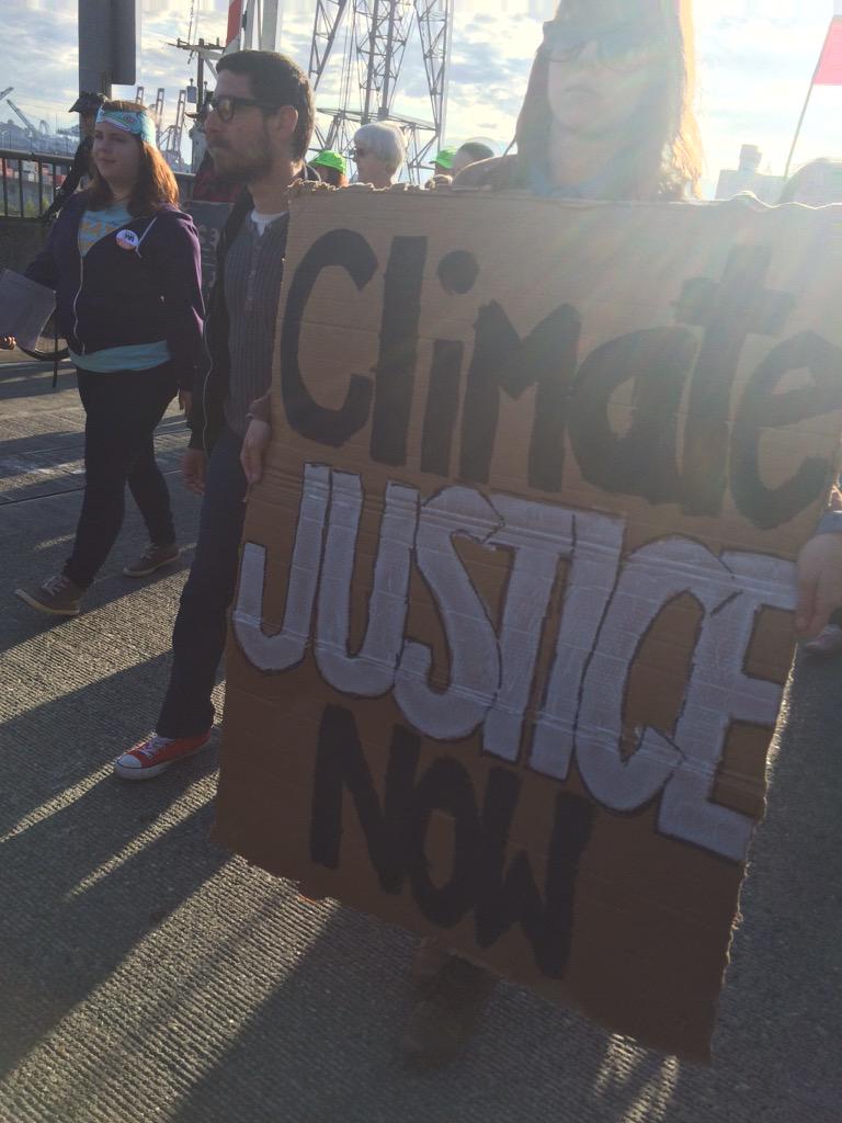 DanEnviroCannon's tweet image. Get up! Get down! There's a people's movement in your town! @SeattlePD @Shell #youshellnotpass #ShellNo